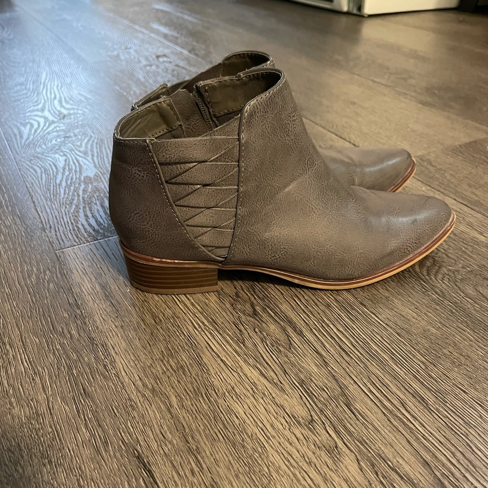 EUC Candies Booties